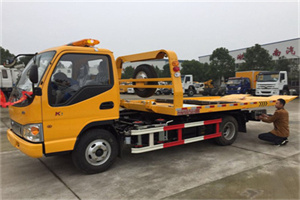 国展哪里有拖车服务