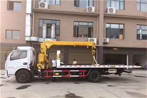 国展附近汽车轮胎更换